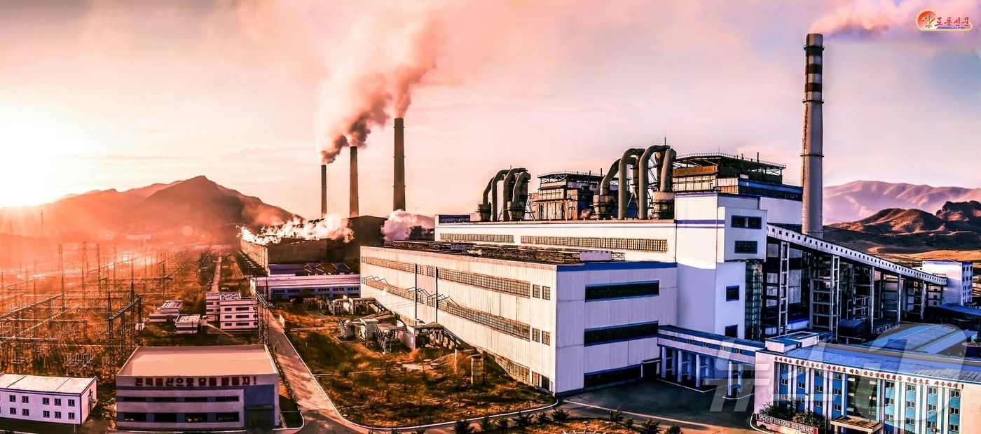 (평양 노동신문=뉴스1) = 북한 노동당 기관지 노동신문은 28일 북창화력발전연합기업소는 "3호기 원성능회복 및 개건(리모델링) 현대화 공사를 통해 얻은 거둔 성과와 경험, 교훈에 기초해 다음단계의 정비 보강 사업에＂ 적극적으로 임할 것이라고 보도했다. [국내에서만 사용가능. 재배포 금지. DB 금지. For Use Only in the Republic of Korea. Redistribution Prohibited] rodongphoto@news1.kr