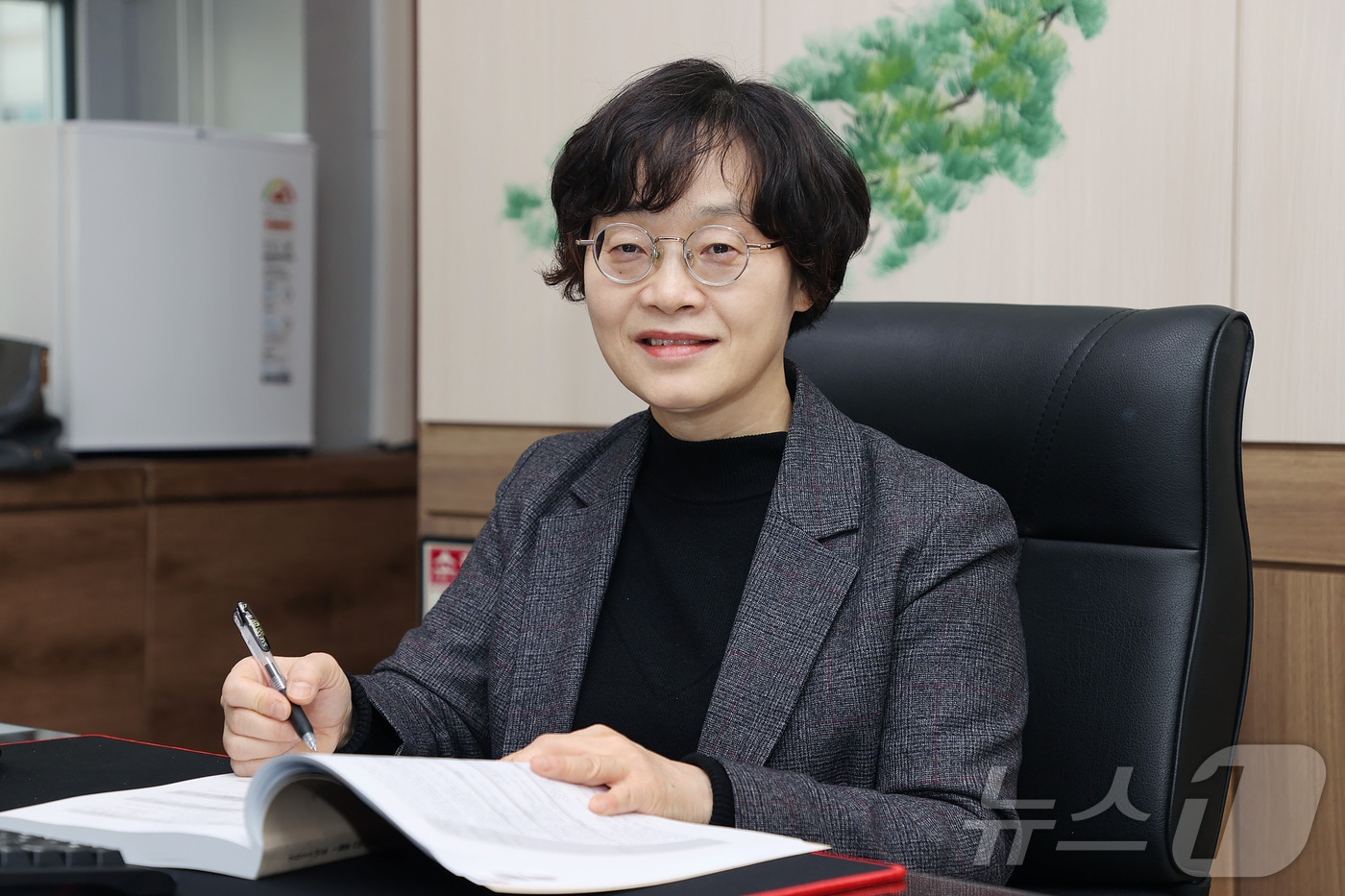김미성 경기 가평군 부군수&#40;가평군 제공&#41;/뉴스1