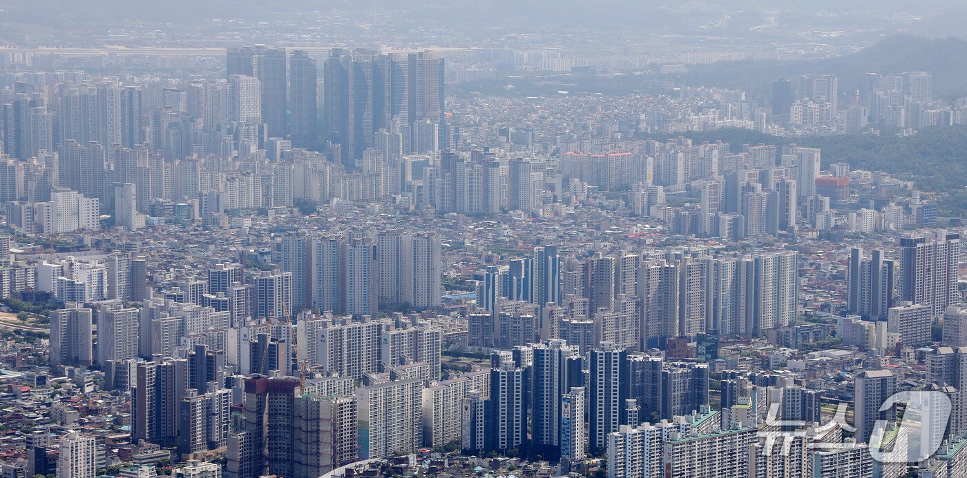 대구의 아파트 분양권 전매가 2개월 연속 둔화했다. 사진은 대구 도심 전경.(사진은 기사 내용과 무관함) ⓒ News1 DB