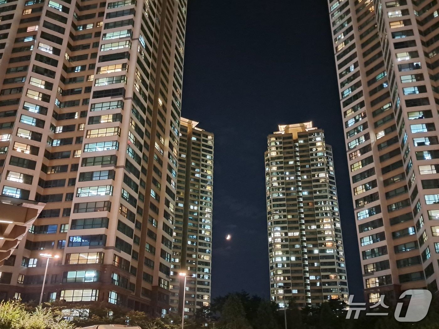 충북 시군구별 최고가 아파트는?…청주 '신영지웰시티1차' 1위 - 뉴스1