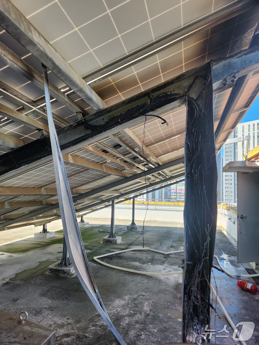 화재현장(인천소방본부 제공.재판매 및 DB금지)