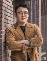 김범관 울산대 교수. (윤준환 사진작가 촬영, 울산대 제공. 재판매 및 DB 금지) /뉴스1