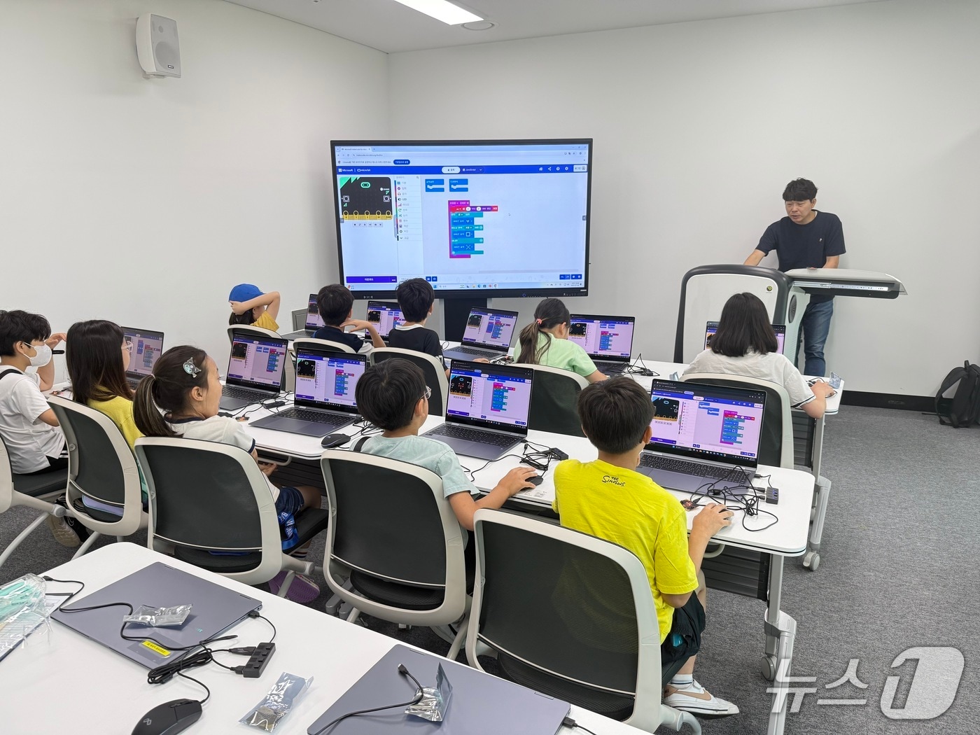 대구 달성어린이숲도서관은 &#39;디지털 톡톡 교실&#39;을 운영한다.&#40;대구 달성군 제공. 재판매 및 DB금지&#41;