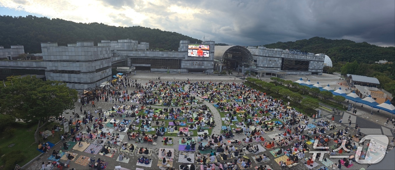 국립중앙과학관에서 진행된 프로야구 관람 행사 모습.(유성구 제공. 재판매 및 DB금지)/뉴스1