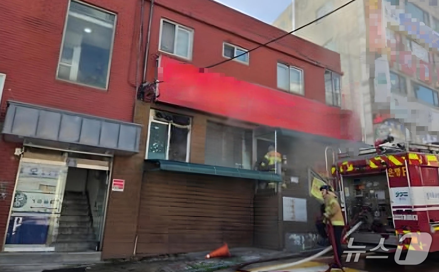 화재 현장. (경기도소방재난본부 제공. 재판매 및 DB 금지) 2025.10.16/뉴스1