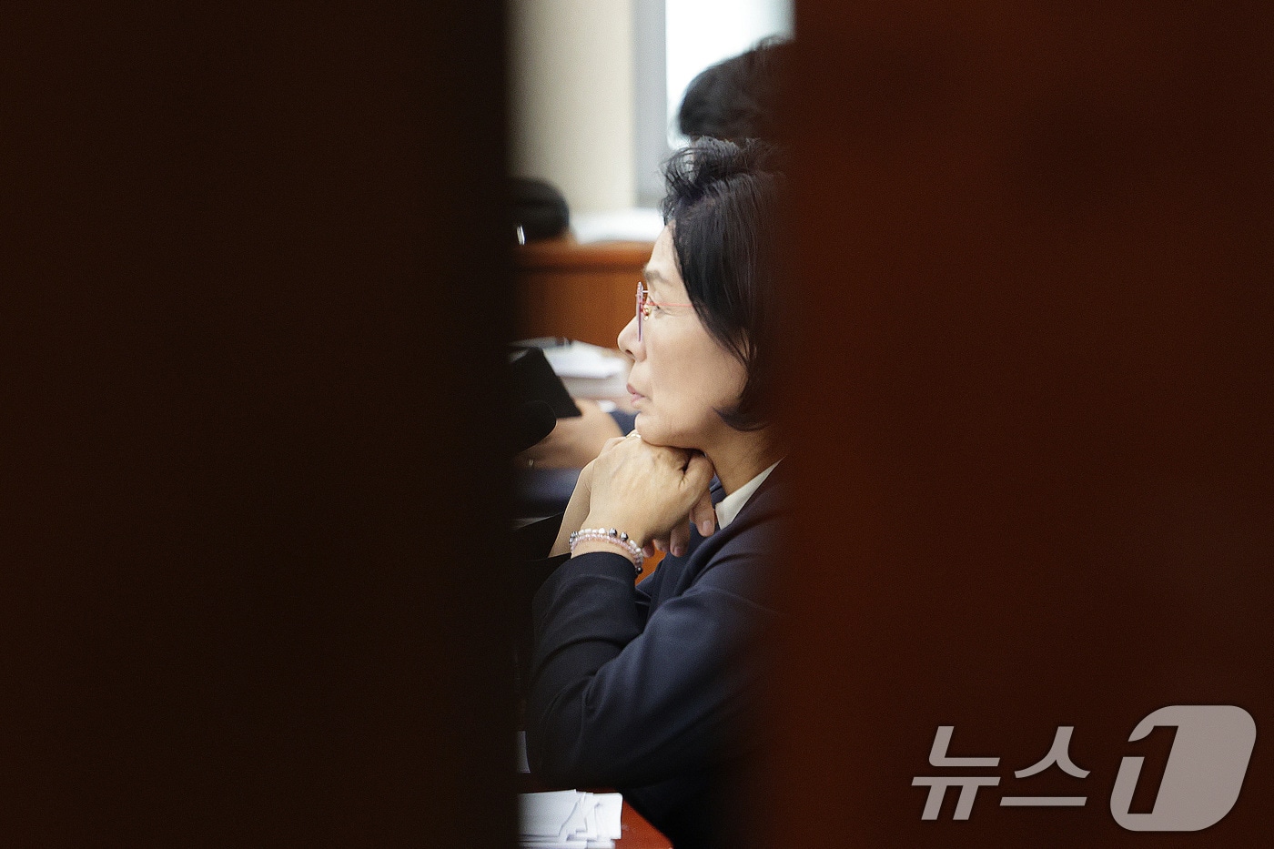 최민희 위원장이 16일 서울 여의도 국회 과학기술정보방송통신위원회에서 열린 원자력안전위원회 등에 대한 국정감사에서 취재진 퇴장을 명령한 뒤 비공개로 회의를 진행하고 있다. 2025.10.16/뉴스1 ⓒ News1 신웅수 기자