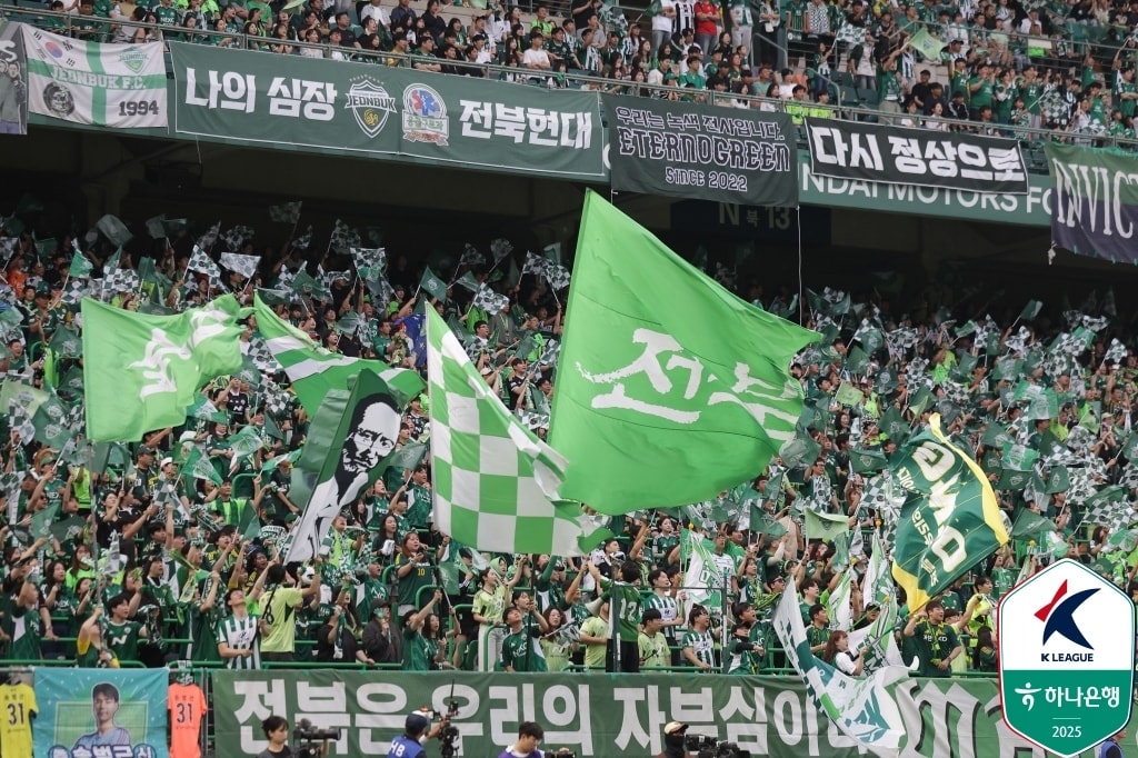 승격 경쟁 중인 선수단
