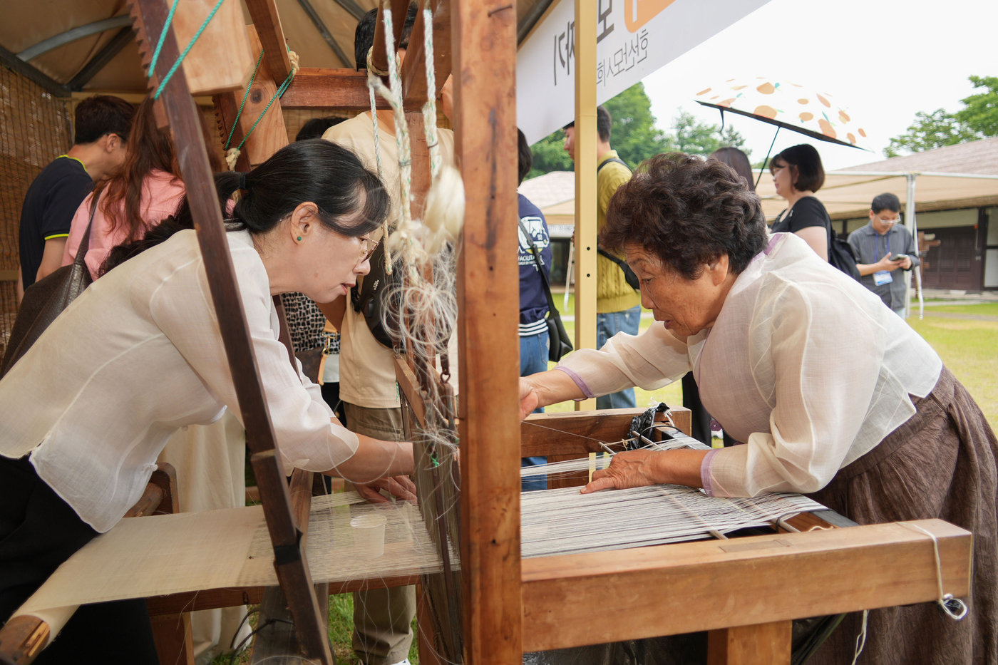 올해 진행된 한산모시문화제 모습.(서천군 제공. 재판매 및 DB금지)/뉴스1