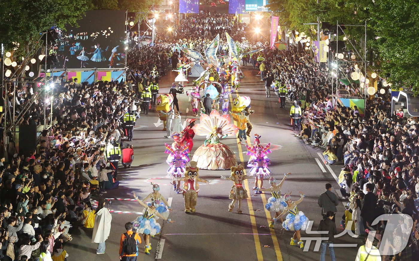 지난해 열린 제22회 광주 추억의 충장축제. (광주 동구 제공. 재판매 및 DB 금지) 2025.10.20/뉴스1