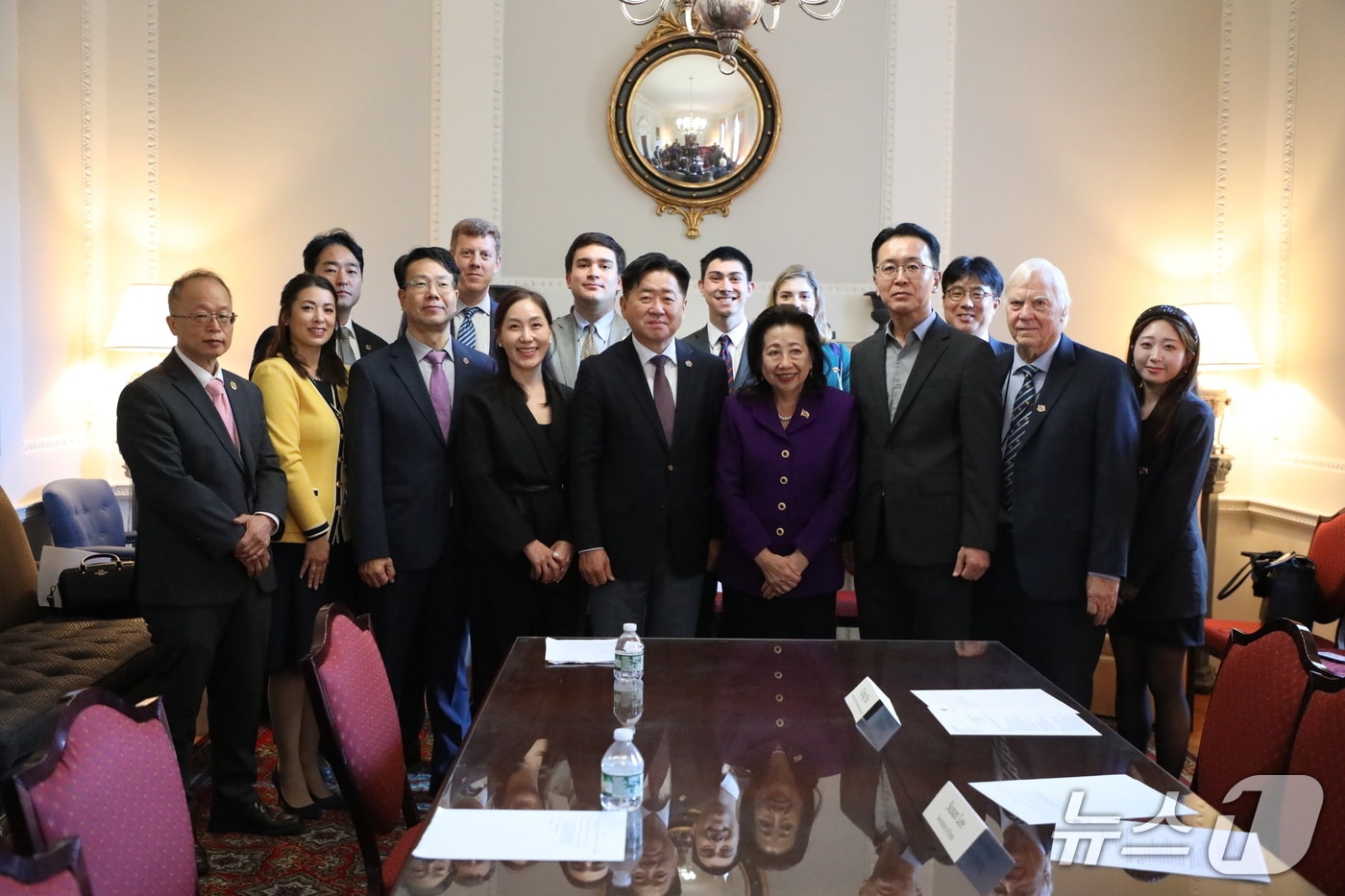 메릴랜드 주정부 관계자들과 만난 오영훈 제주지사(제주도 제공)/뉴스1 