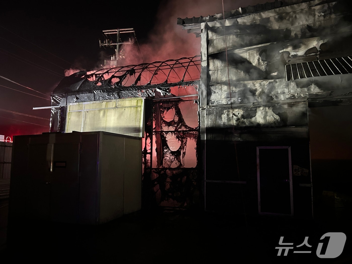 천안 동남구 계사 화재 현장. (천안동남소방서 제공, 재판매 및 DB금지) / 뉴스1