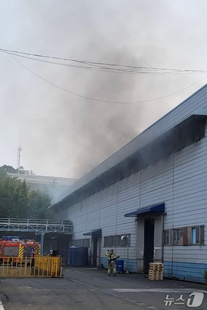 화재 현장. (경기도소방재난본부 제공. 재판매 및 DB 금지) 2025.10.25/뉴스1