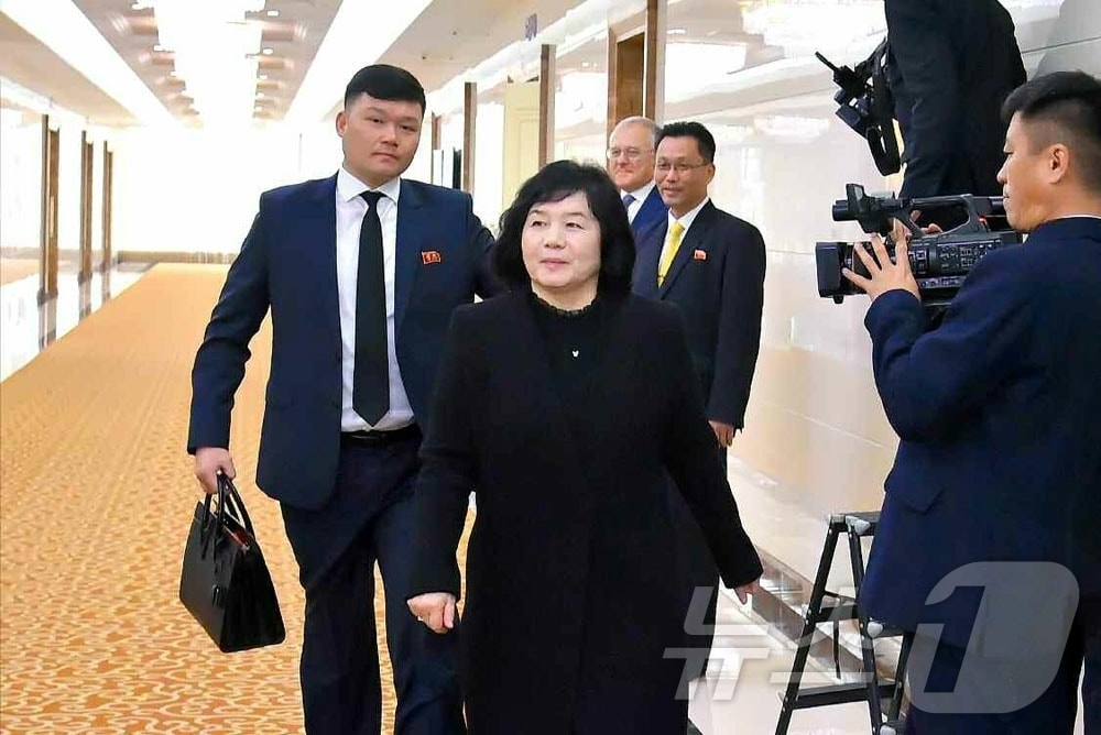 &#40;평양 노동신문=뉴스1&#41; = 북한 노동당 기관지 노동신문은 27일 &#34;러시아 연방 외무성과 벨라루스 공화국 외무성의 초청에 따라 조선민주주의인민공화국 외무상 최선희 동지가 러시아 연방과 벨라루스 공화국을 방문한다&#34;라고 보도했다. [국내에서만 사용가능. 재배포 금지. DB 금지. For Use Only in the Republic of Korea. Redistribution Prohibited] rodongphoto@news1.kr