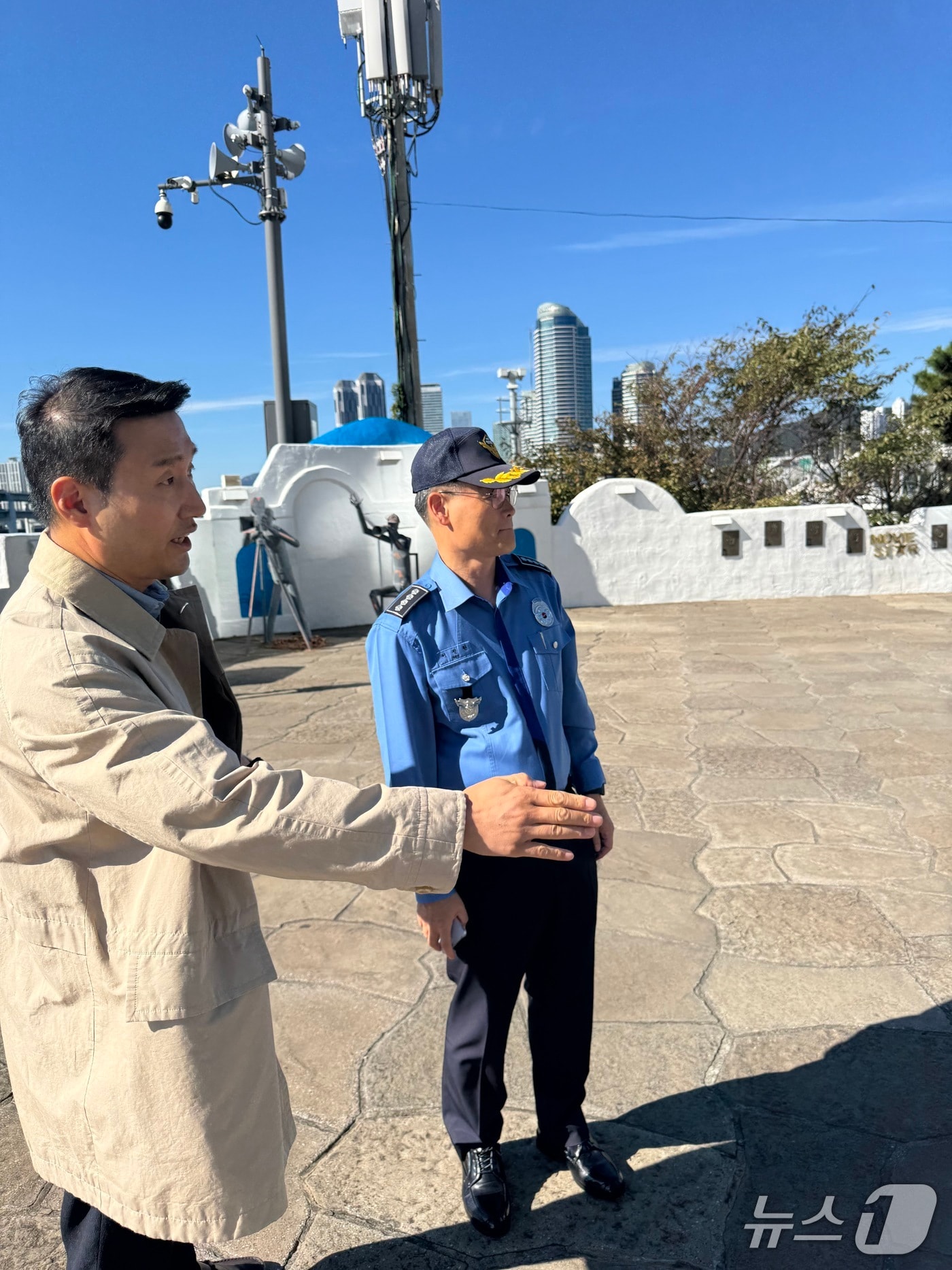 서정원 부산해경서장이 제32차 2025년 APEC 정상회의를 앞두고 현장점검을 실시하고 있다.(해경 제공. 재판매 및 DB 금지)