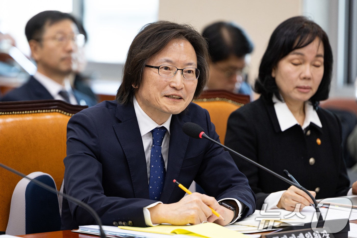 주병기 공정거래위원장이 28일 서울 여의도 국회에서 열린 정무위원회의 국가보훈부 등에 대한 국정감사에서 의원 질의에 답하고 있다. 2025.10.28/뉴스1 ⓒ News1 유승관 기자