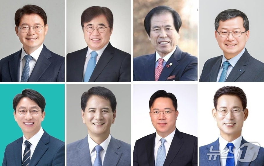 &#40;왼쪽 위부터&#41;김수흥 전 국회의원, 박경철 전 익산시장, 박종완 전 국민의힘 전북도당 선거대책위 대변인, 심보균 전 행정안전부 차관, 임형택 조국혁신당 익산시지역위원장, 조용식 전 전북경찰청장, 최병관 전 전북도 행정부지사, 최정호 전 국토교통부 차관.2025.10.6/뉴스1