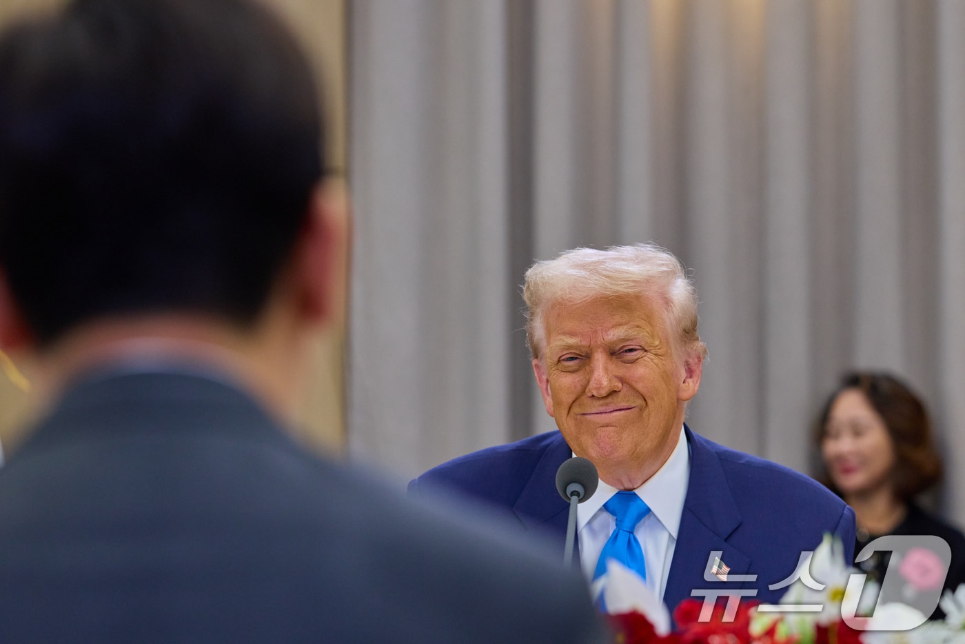 이재명 대통령과 도널드 트럼프 미국 대통령이 지난 29일 경북 경주박물관에서 한미 확대 오찬회담을 하고 있다. (이재명 대통령 SNS. 재판매 및 DB 금지) 2025.10.29/뉴스1 ⓒ News1 허경 기자