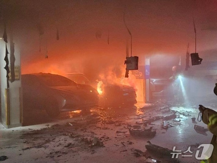화재 현장. (경기도소방재난본부 제공. 재판매 및 DB 금지) 2025.10.5/뉴스1