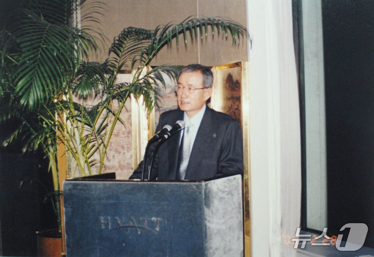 2002년 최창걸 고려아연 명예회장&#40;고려아연 제공&#41;. ⓒ 뉴스1