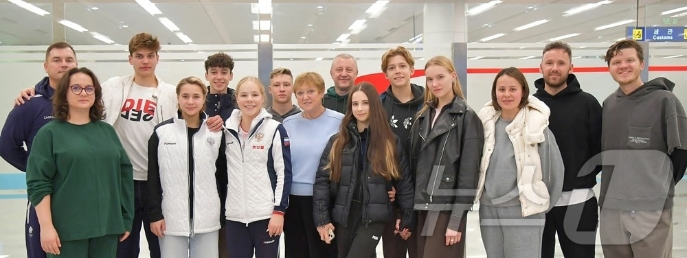 &#40;평양 노동신문=뉴스1&#41; = 북한 노동당 기관지 노동신문은 7일 당 창건 80주년을 맞아 진행되는 평양빙상휘거&#40;피겨&#41;축전에 참가할 러시아 선수들이 전날 평양에 도착했다고 보도했다. [국내에서만 사용가능. 재배포 금지. DB 금지. For Use Only in the Republic of Korea. Redistribution Prohibited] rodongphoto@news1.kr