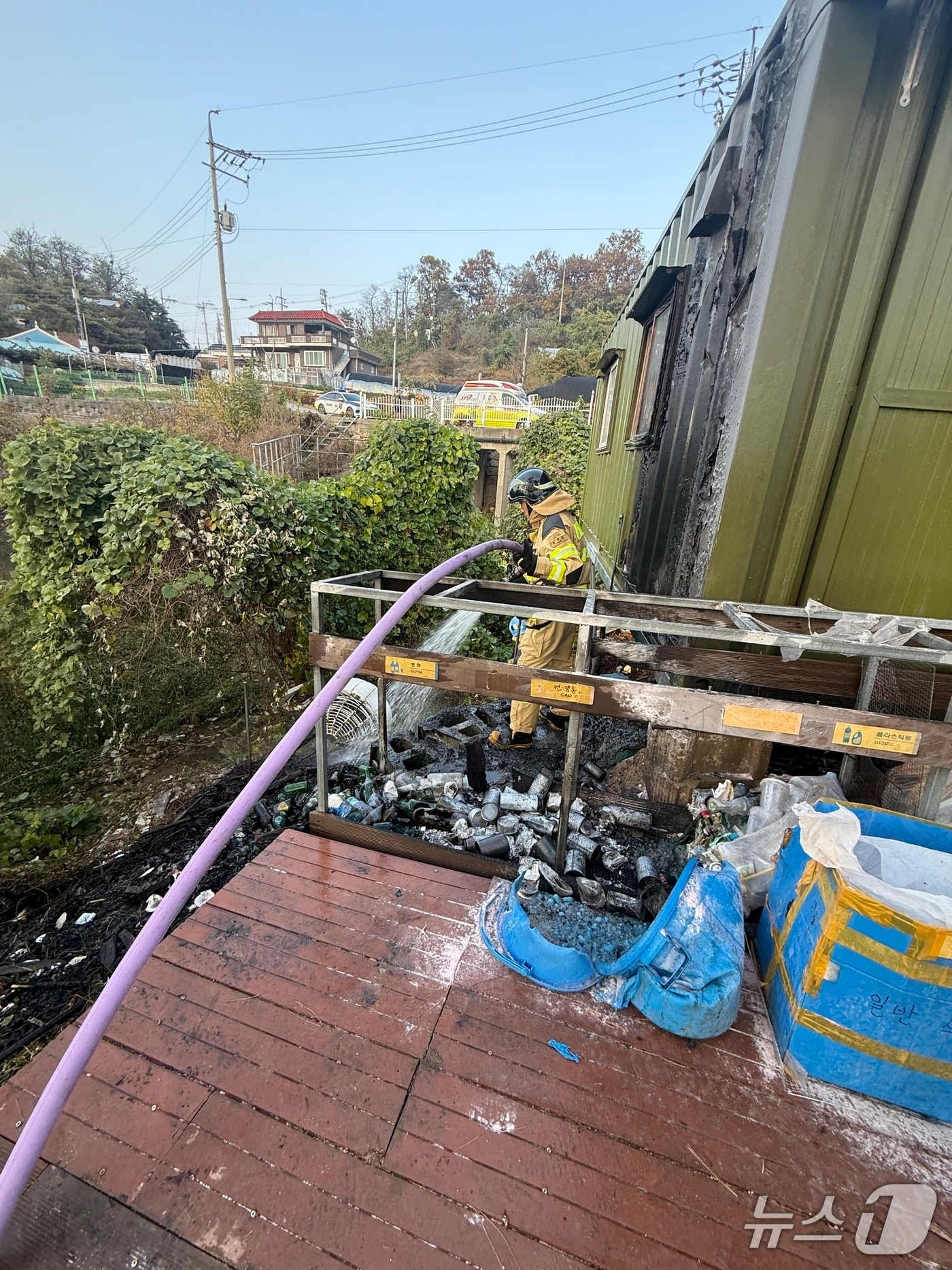 화재현장(인천소방본부 제공.재판매 및 DB금지)