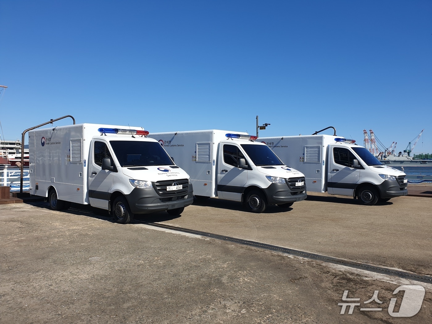 부산세관이 도입한 최신형 차량형 검색기.(부산본부세관 제공. 재판매 및 DB 금지)