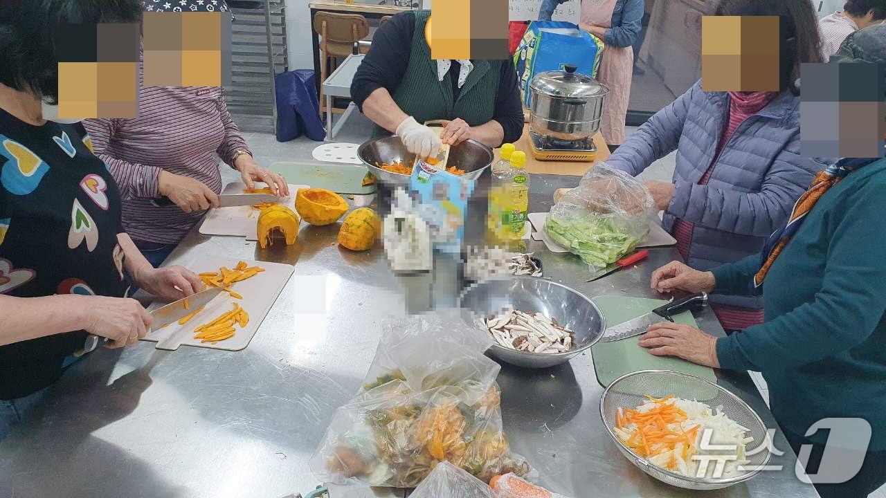 경기 수원시 새빛 사회관계망 프로그램. (수원시 제공. 재판매 및 DB 금지) 2025.11.10/뉴스1