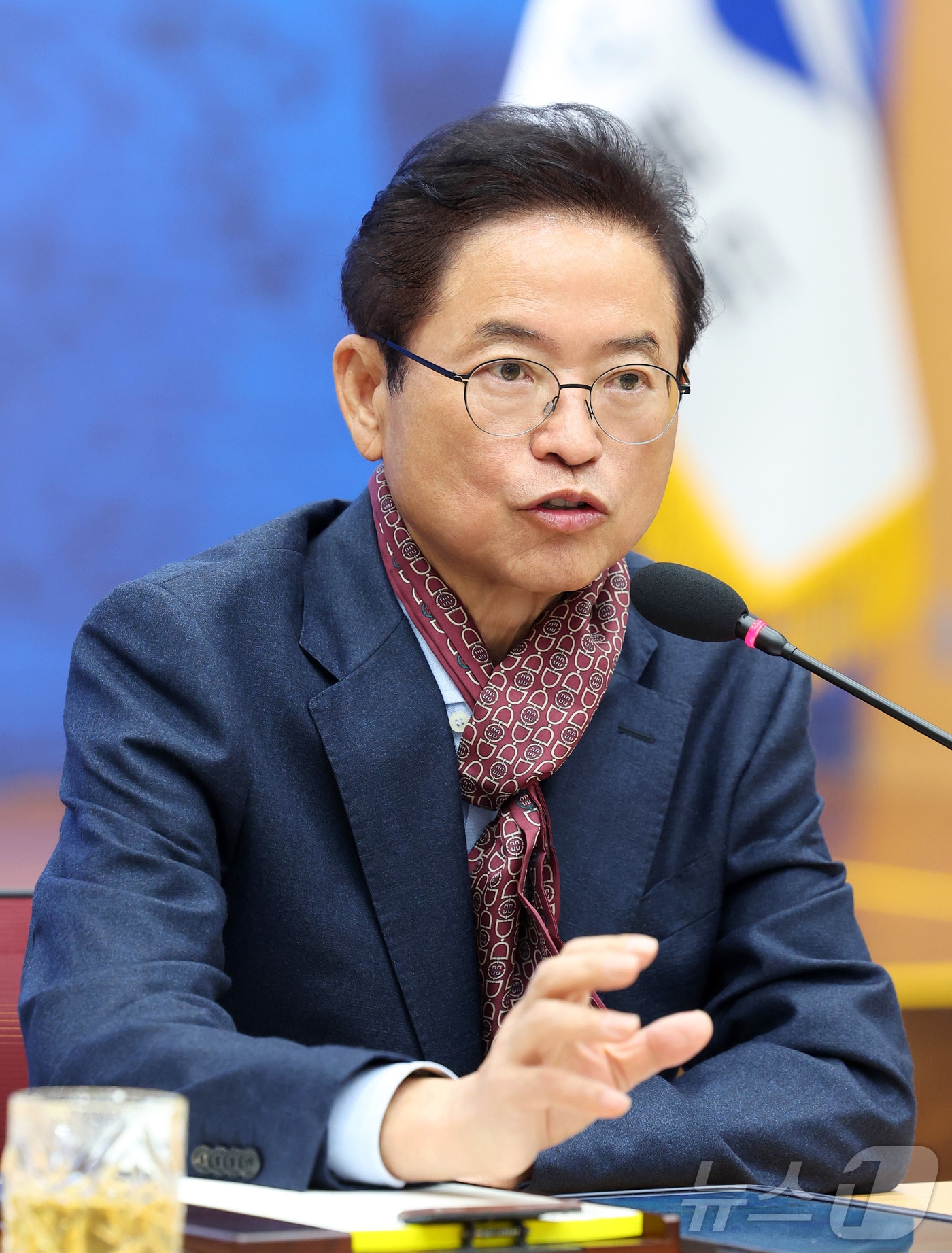 이철우 경북지사가 11일 도청에서 열린 ‘2026년 중점 추진사업 보고회’에서 핵심사업의 추진 전략과 국비 확보 방안을 설명했다. ⓒ News1 김대벽기자