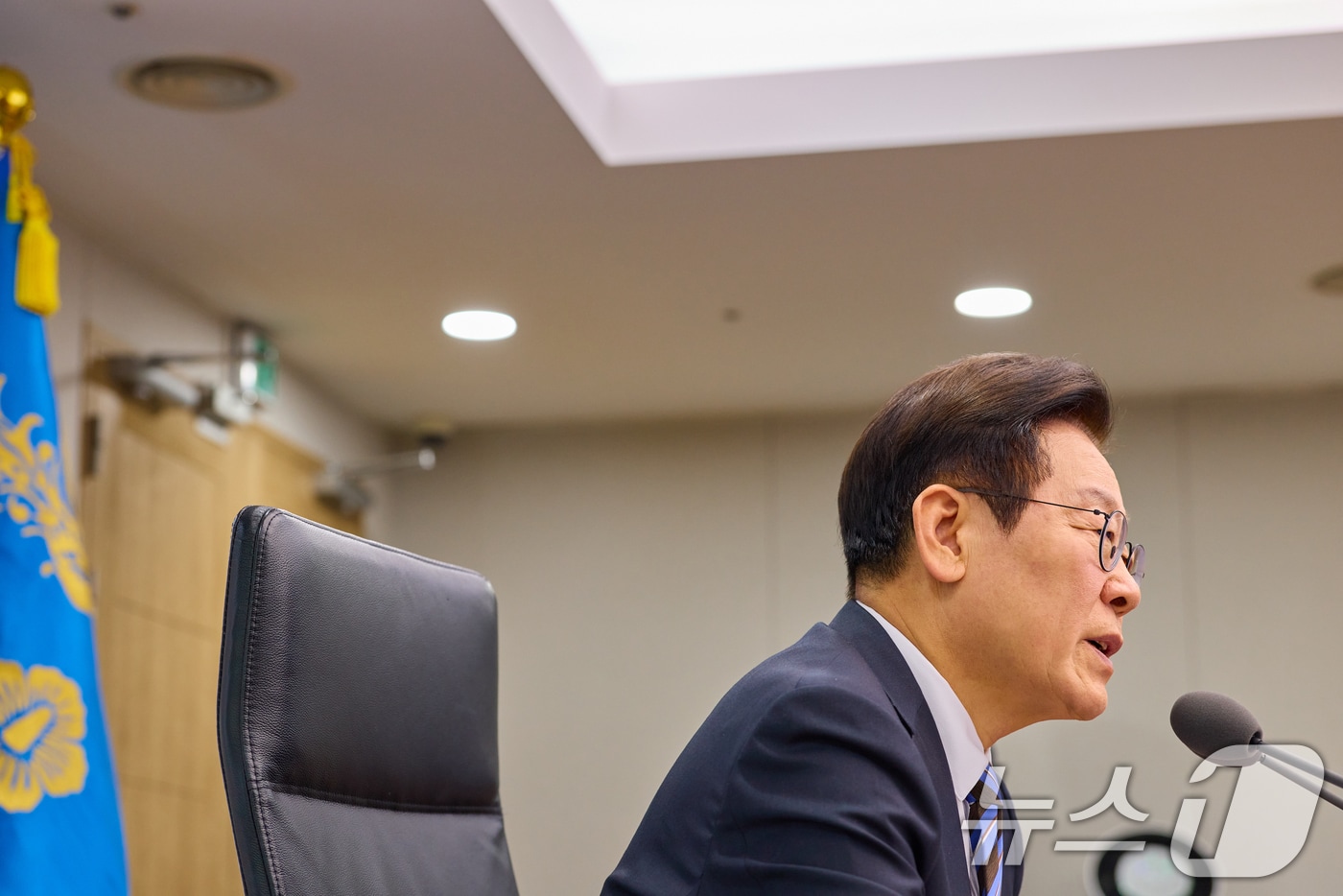 이재명 대통령이 지난 13일 서울 용산 대통령실 청사에서 열린 수석보좌관회의에서 발언하고 있다. (대통령실 제공. 재판매 및 DB 금지) 2025.11.13/뉴스1 ⓒ News1 허경 기자