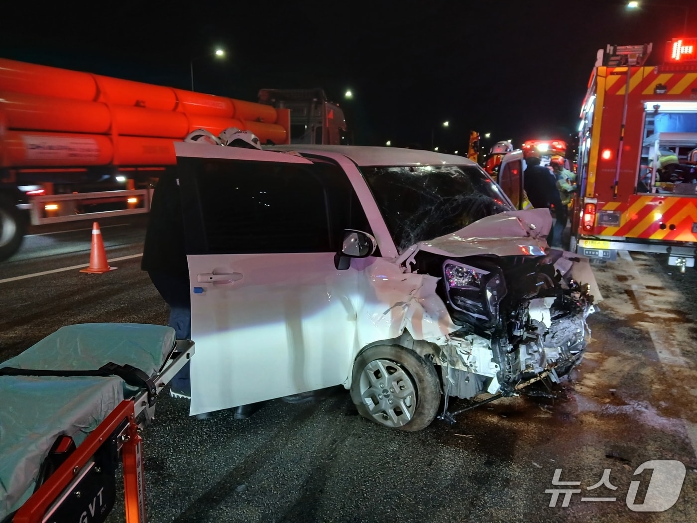 사고현장(인천소방본부 제공.재판매 및 DB금지)