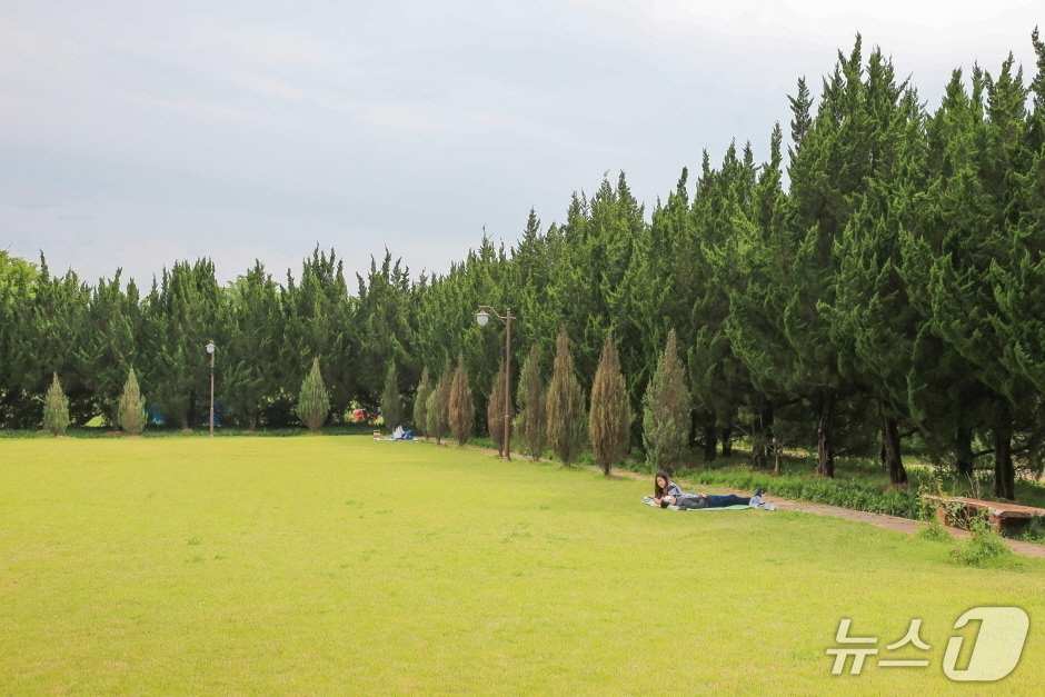 강원 강릉시 주문진 향호정원 조감도.&#40;강릉시 제공, 재판매 및 DB 금지&#41; 2025.11.17/뉴스1