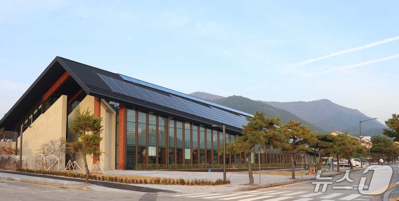 전북 고창군 대표 도서관으로 선도적 역할을 수행할 '황윤석도서관'이 오는 12월3일 개관한다.(고창군제공, 재판매 및 DB금지)2025.11.18/뉴스1.