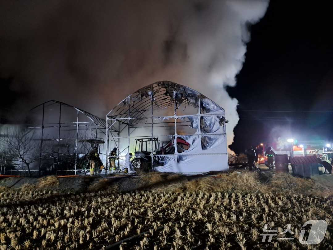 원주 호저면 화재현장.(강원도소방본부 제공, 재판매 및 DB금지)