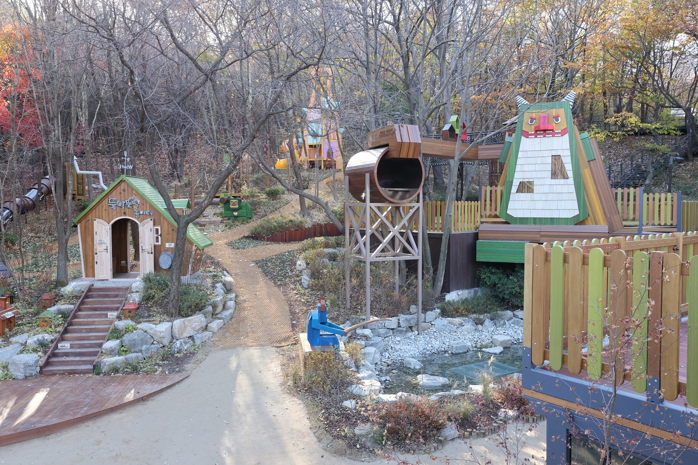 뚝딱뚝딱 놀이터 조성(도봉구 제공)