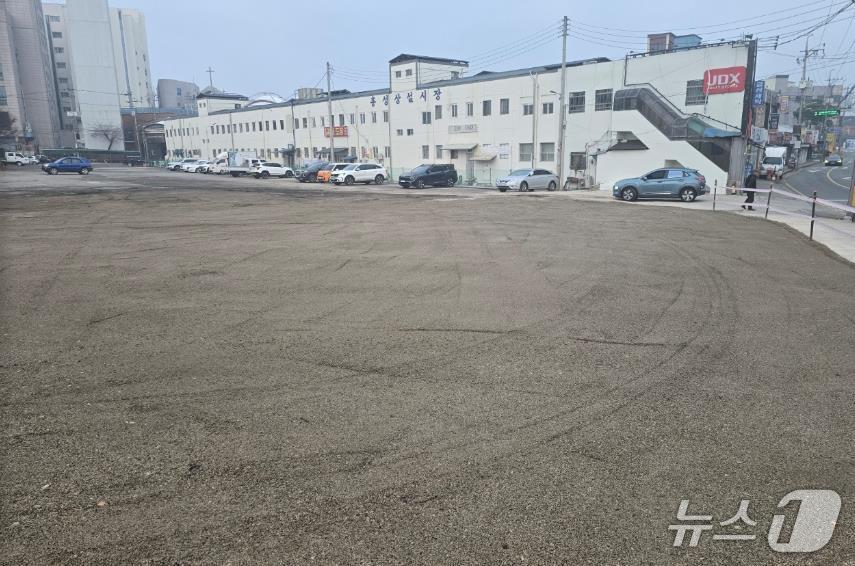 홍성군이 추진 중인 명동상가 공영주차장 조성 부지 모습. (홍성군 제공, 재판매 및 DB금지) / 뉴스1