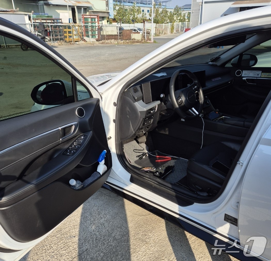 대구경찰청이 고령 운전자의 안전을 위해 페달 오조작 방지 장치를 지원한다. &#40;대구경찰청 제공. 재판매 및 DB 금지&#41;/뉴스1