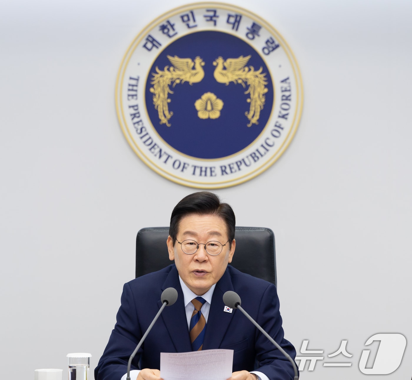 이재명 대통령이 27일 서울 용산 대통령실 청사에서 열린 수석보좌관회의에서 발언하고 있다. &#40;대통령실 제공. 재판매 및 DB 금지&#41; 2025.11.27/뉴스1 ⓒ News1 허경 기자