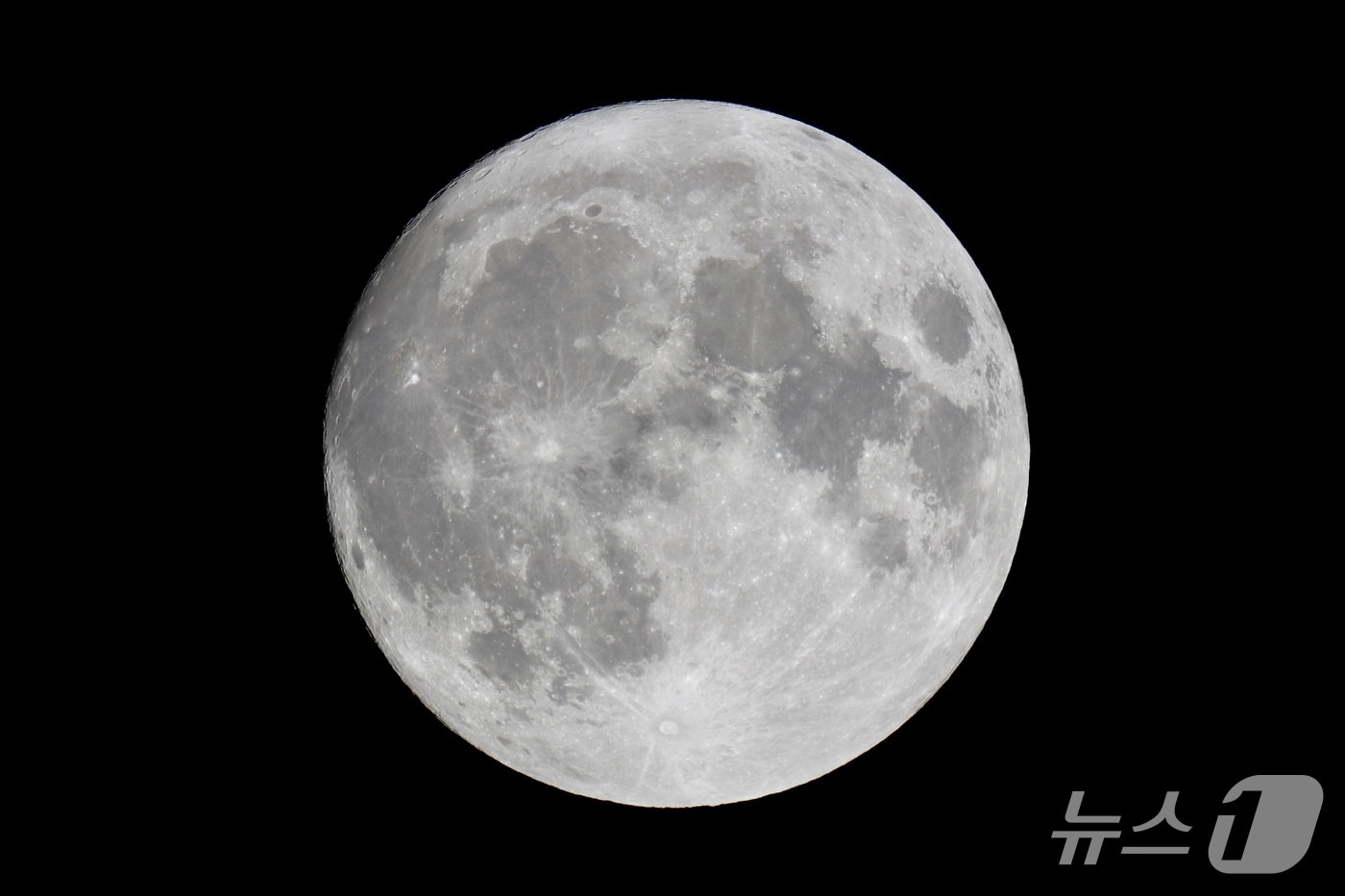 보름달(인천 강화군 제공/뉴스1)