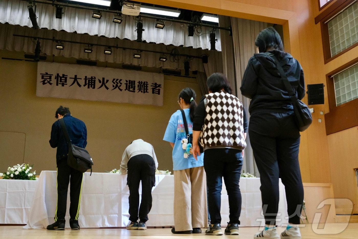 홍콩 당국 "아파트 화재 사망자 146명으로 증가…40여명 실종"(종합)