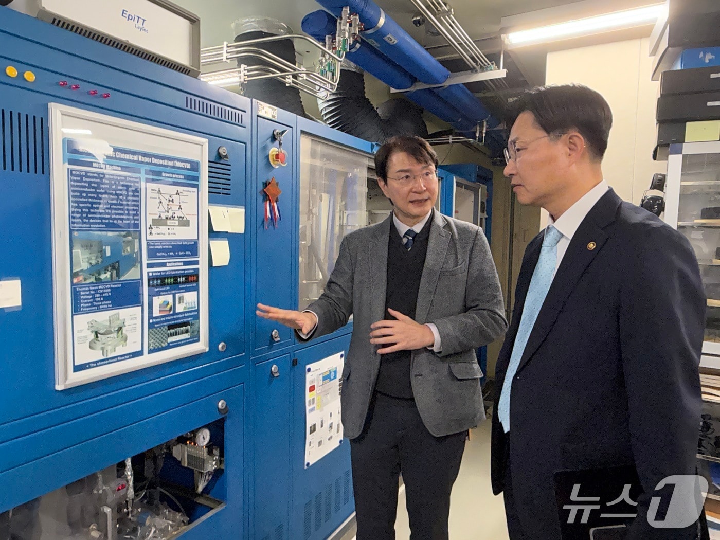 '양자 인재가 없다'...KAIST 현장서 산업·학계 해법 모색 - 뉴스 썸네일 이미지