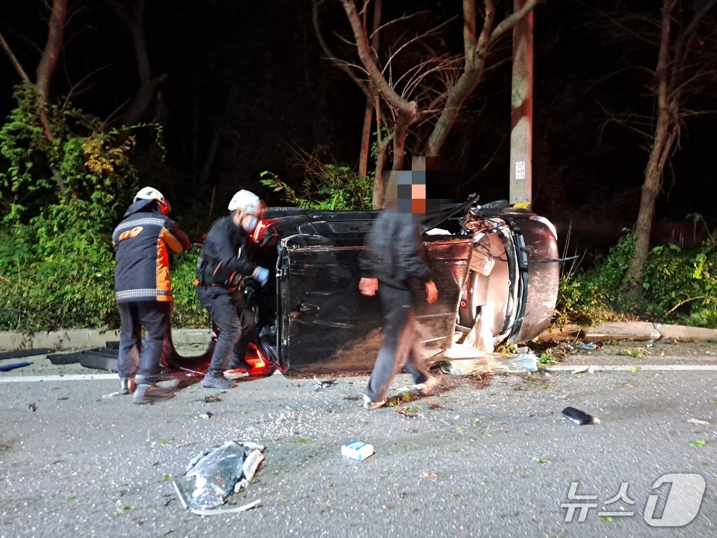 사고 현장 모습.(전북 소방 제공. 재판매 및 DB 금지)