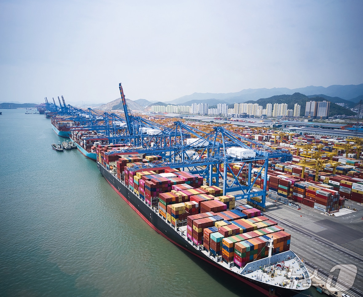 부산항 신항 1부두 모습 &#40;BPA 제공. 재판매 및 DB 금지&#41;