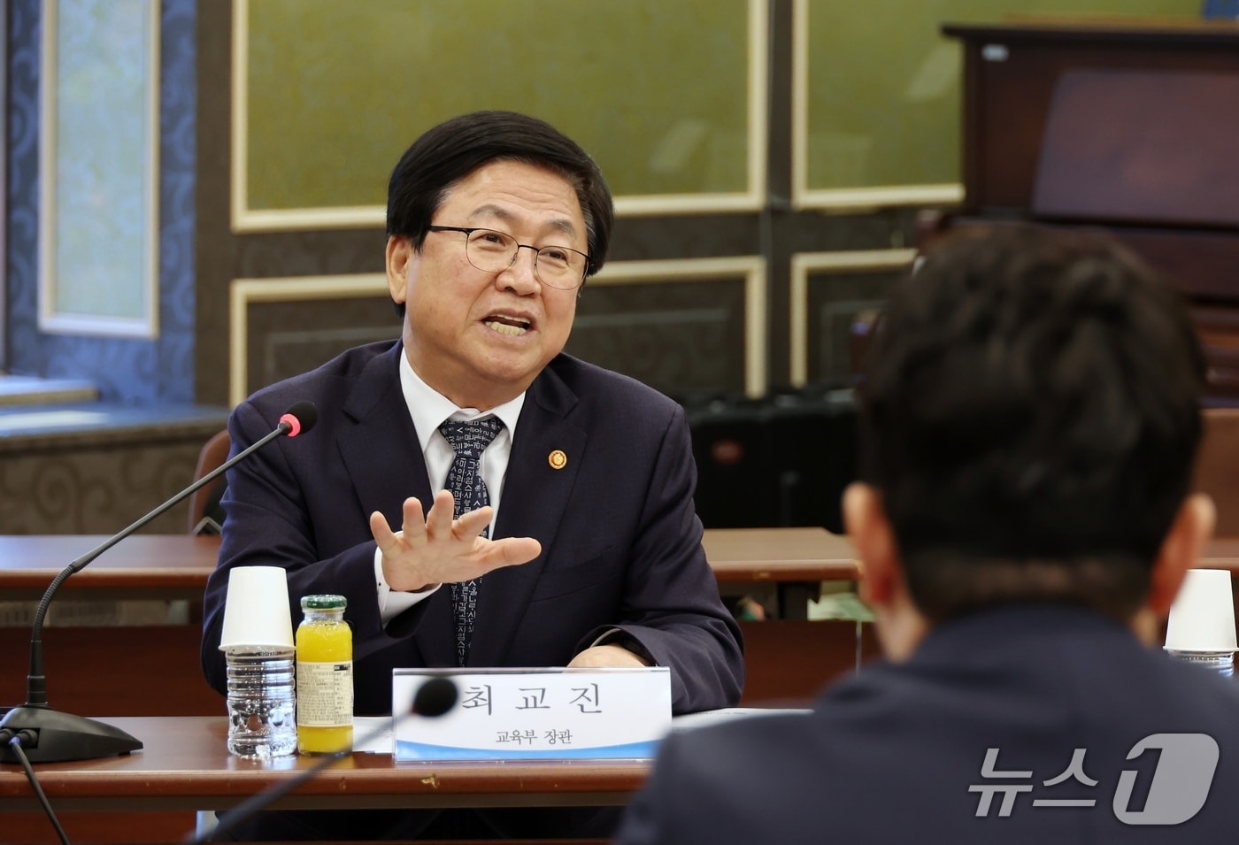 최교진 교육부 장관이 5일 오전 서울 서초구 소재 한국교원단체총연합회&#40;교총&#41; 본관에서 발언하고 있다.&#40;교육부 제공&#41;