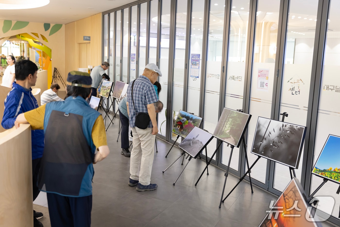 대구달성풍경사진동호회가 달성군가족센터에 전시를 개최했다.(대구 달성군 제공. 재판매 및 DB금지)