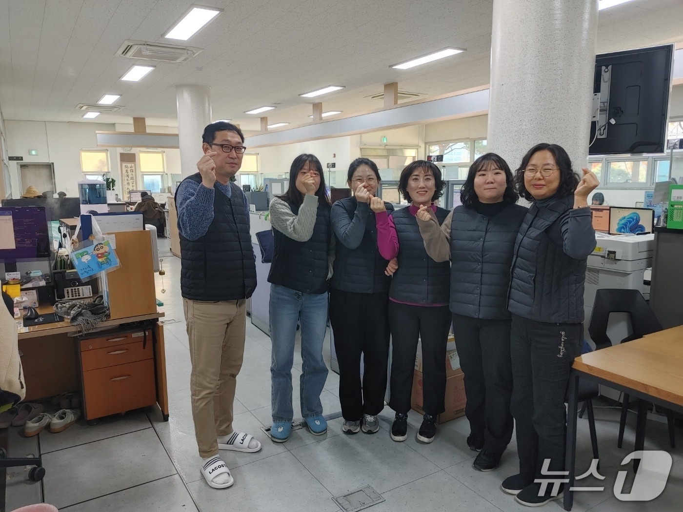 강원 원주시청 공무원노동조합 지난달 27일부터 이달 1일까지 겨울철을 맞아 조합원들에게 방한 옷을 지급했다. &#40;원주시청 공무원노동조합 제공. 재판매 및 DB금지&#41; 2025.12.1/뉴스1