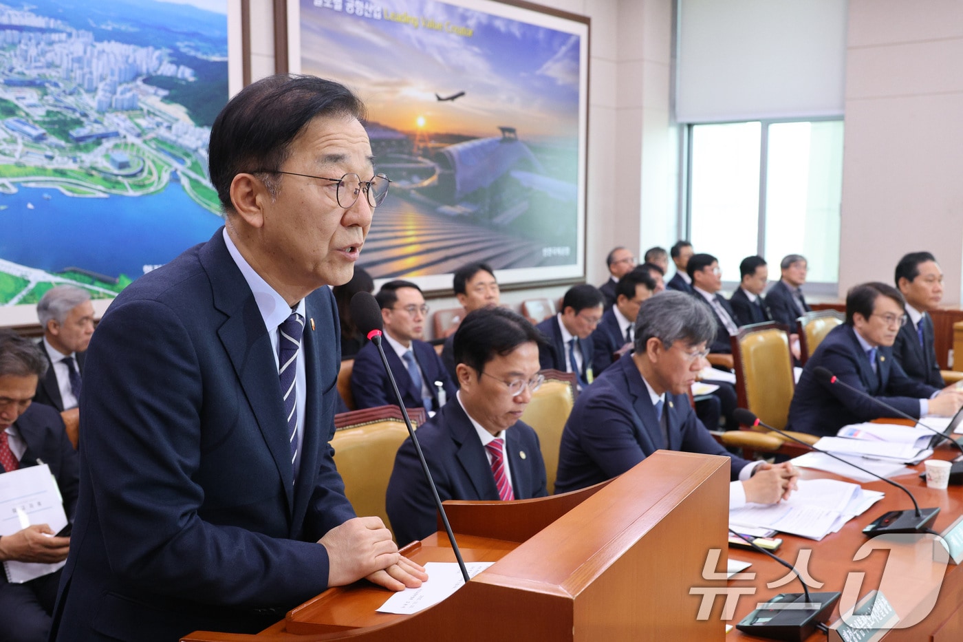 김윤덕 장관 국회 발언 모습.(자료사진) 뉴스1 ⓒ News1 신웅수 기자