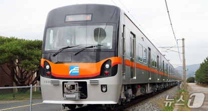 부산도시철도 1호선 전동차 (부산교통공사 제공. 재판매 및 DB금지)