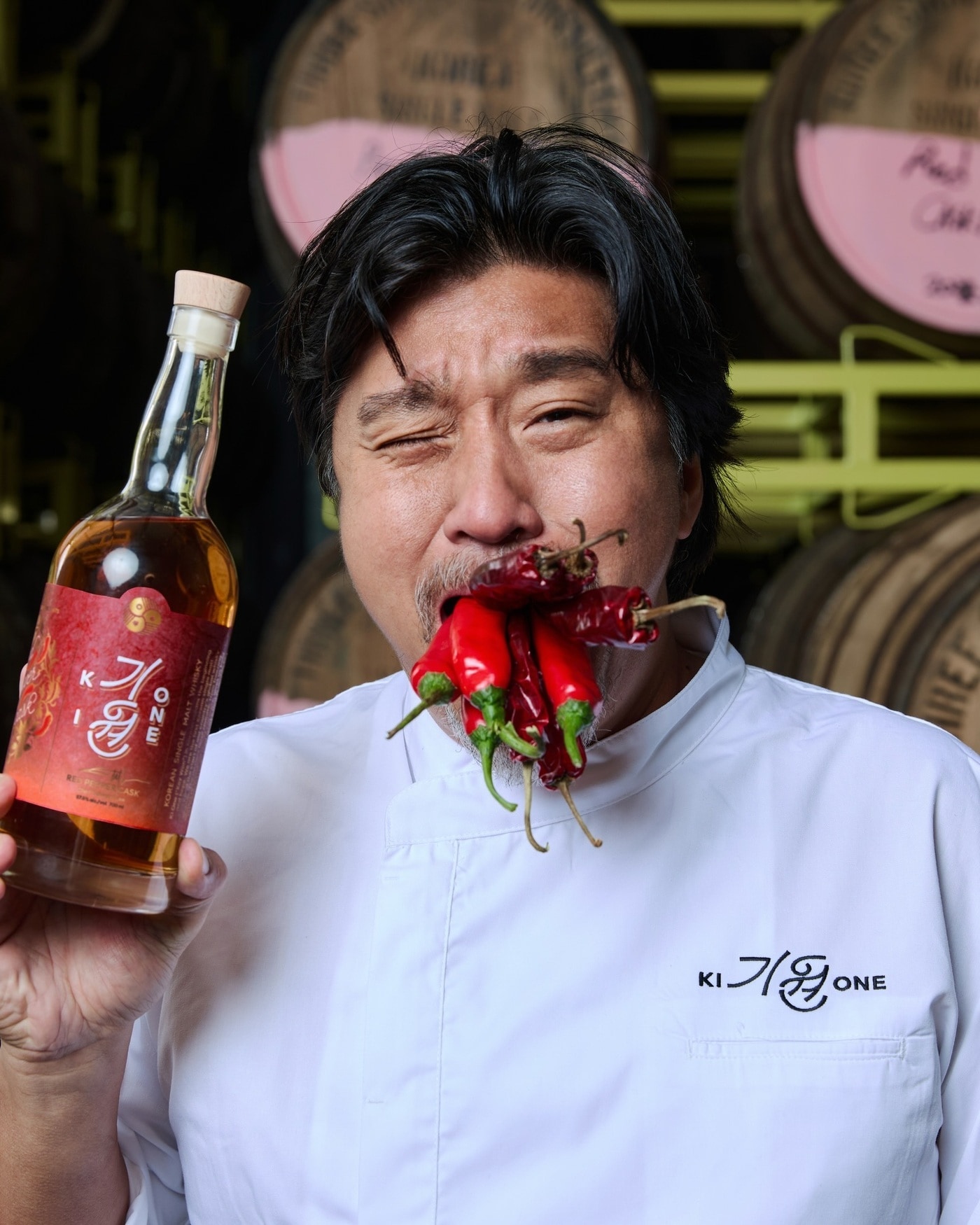 "고추에 맥주에"...독특한 오크통으로 차별화 나서는 위스키업계 - 뉴스 썸네일 이미지