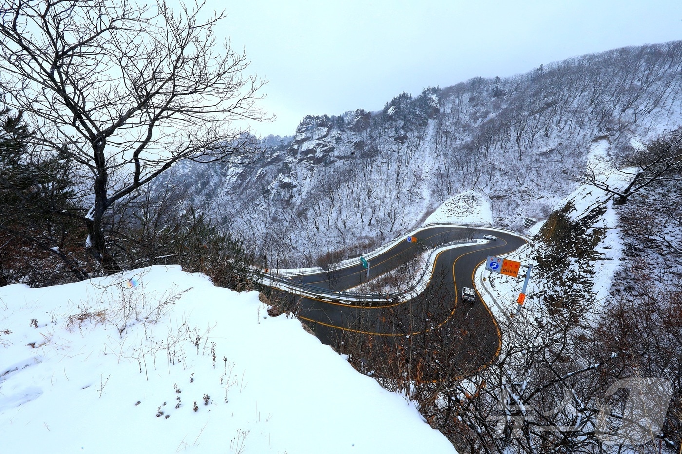 지난 13일 인제 한계령에 쌓인 눈.(뉴스1 DB)