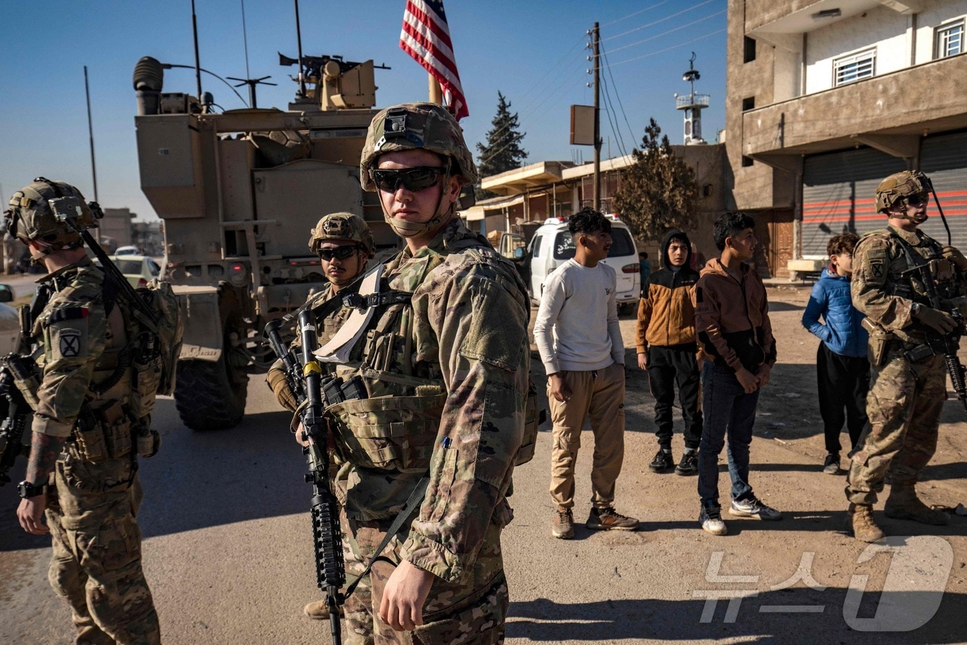 시리아 북동부를 순찰 중인 미군. 2025.01.09 ⓒ AFP=뉴스1 ⓒ News1 이지예 객원기자